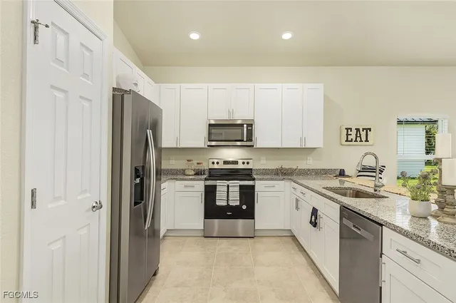 $2,350 | 642 Tropicana Parkway East, Cape Coral, FL 33909