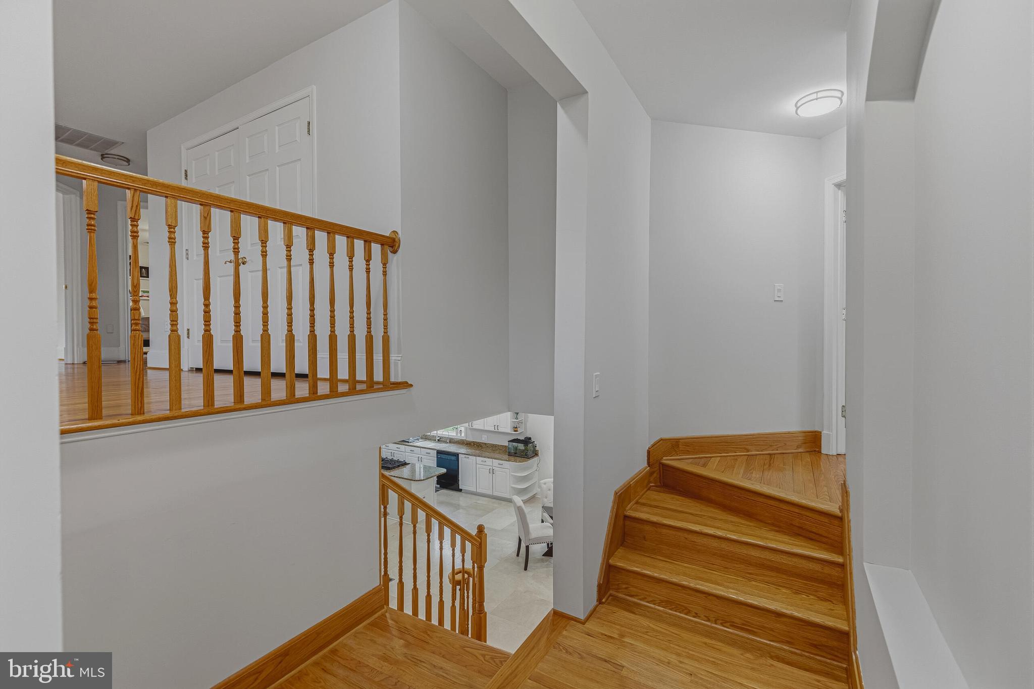 837 Seneca Road Great Falls, VA 22066 - Photo 30 of 49