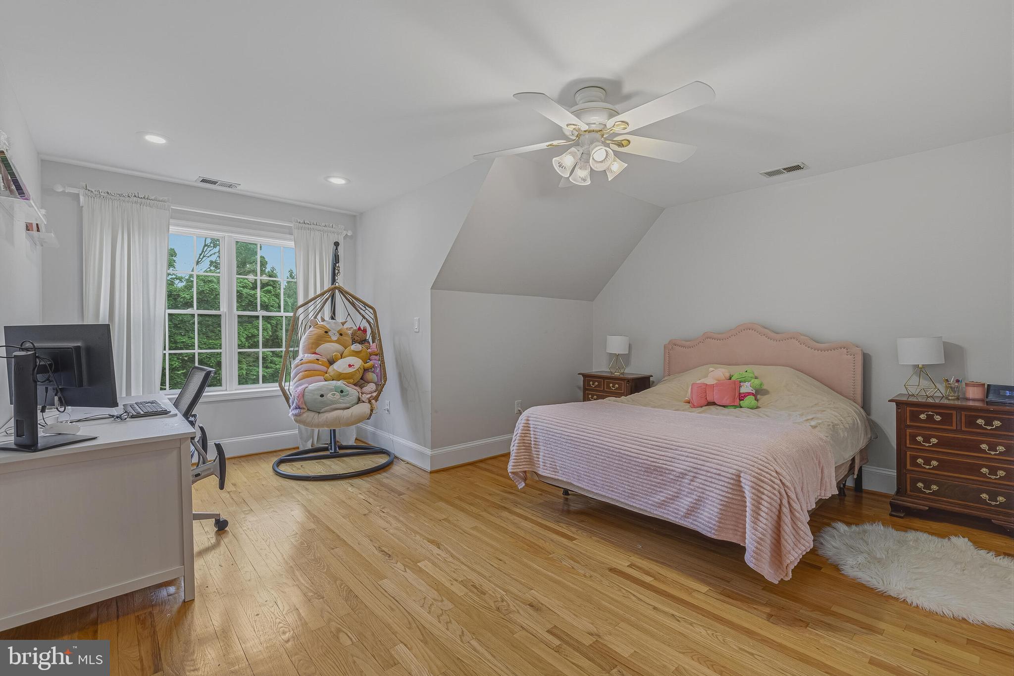 837 Seneca Road Great Falls, VA 22066 - Photo 43 of 49