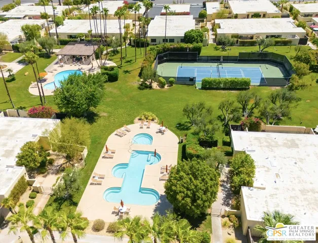 $575,000 | 468 East Casa Verde Way, Palm Springs, CA 92262