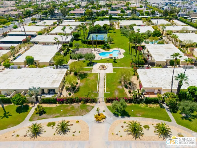 $575,000 | 468 East Casa Verde Way, Palm Springs, CA 92262
