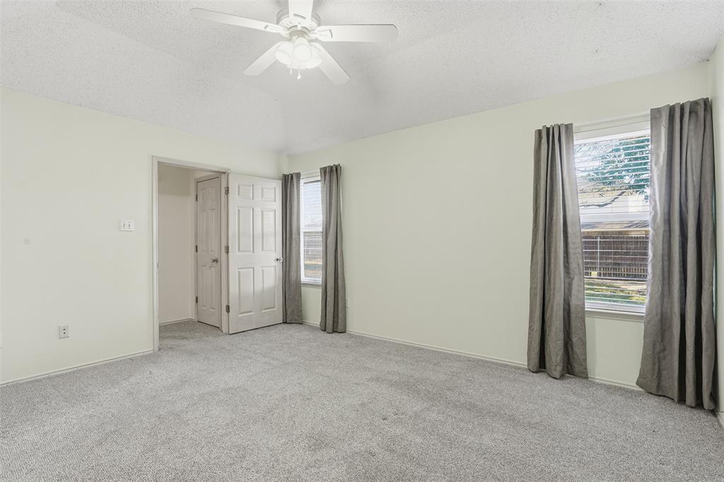 1025 Matthew Street Burleson, TX 76028 - Photo 10 of 30