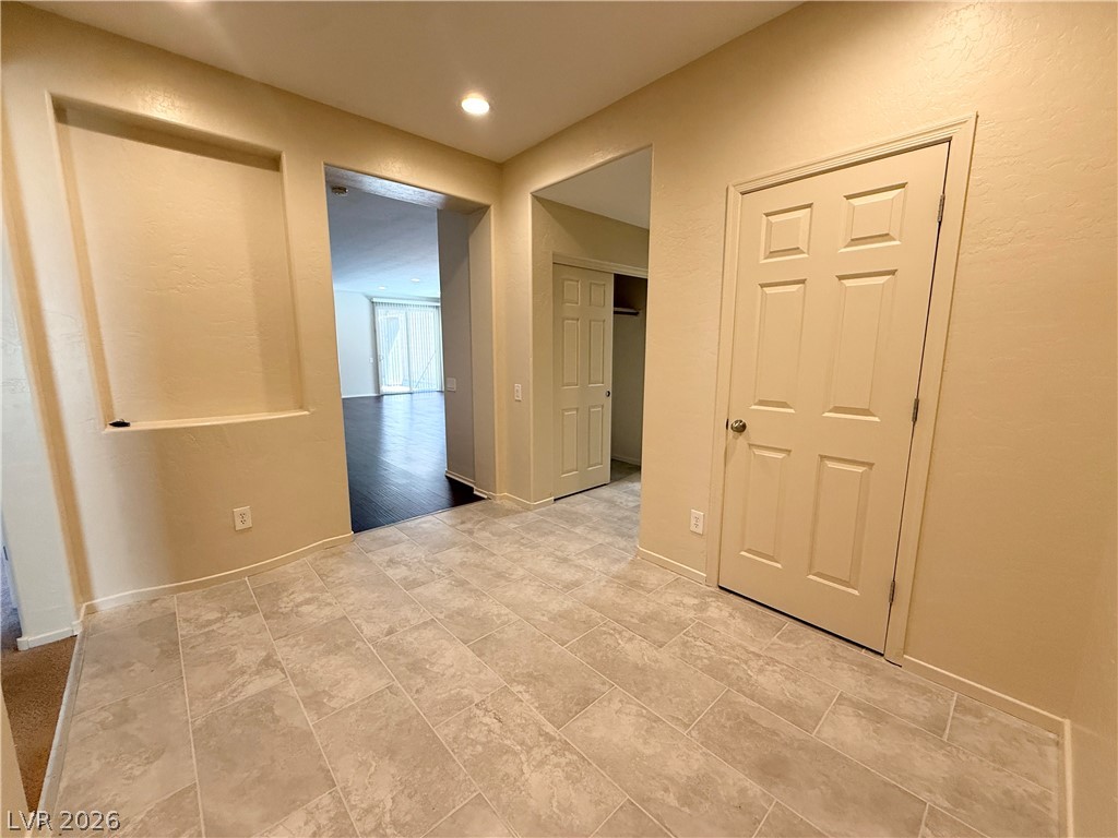 2660 Dirleton Place Henderson, NV 89044 - Photo 4 of 32