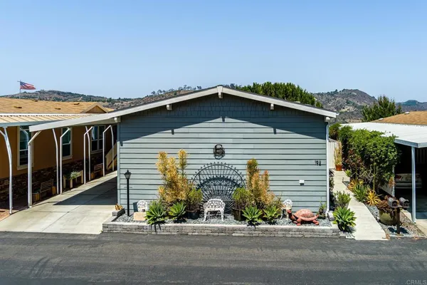 $525,000 | 4650 Dulin Road, Unit 192, Fallbrook, CA 92003