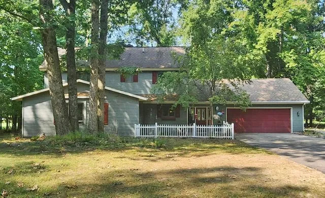 $329,000 | 6797 Beechnut Court, Stanwood, MI 49346