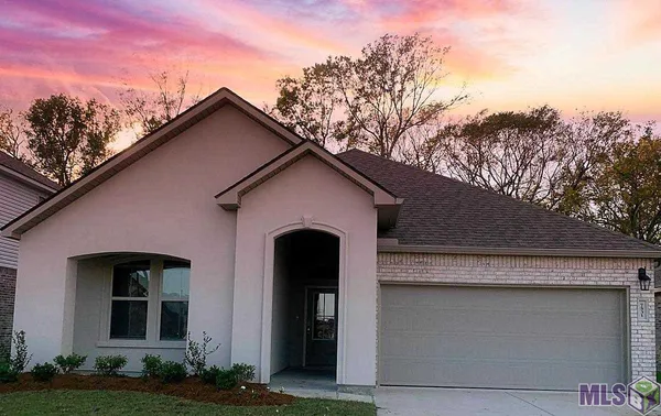 $2,150 | 7531 Trailview Drive, Gonzales, LA 70737