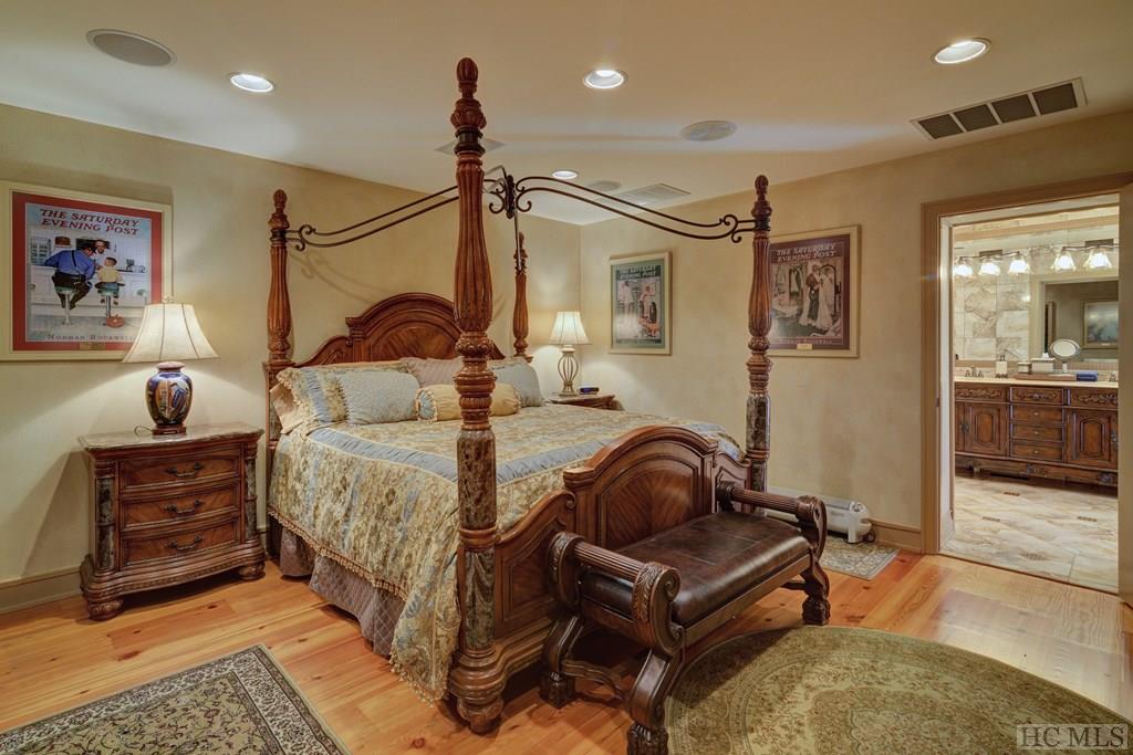 2468 Bowery Road Highlands, NC 28741 - Photo 10 of 25 Gallery Image 10