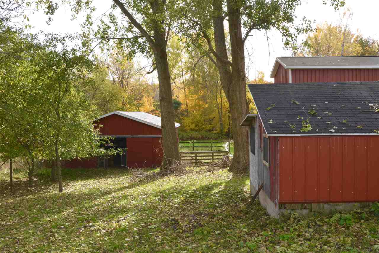 8205 South Maple City Road Maple City, MI 49664 - Photo 15 of 59 1869373-14.JPG