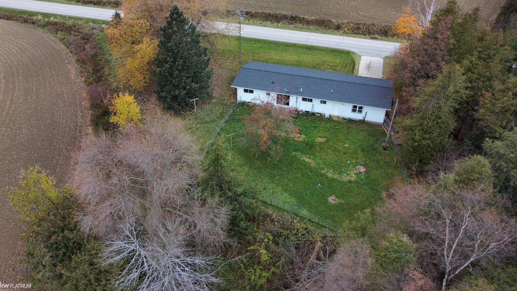 2285 Schock Road Harbor Beach, MI 48441 - Photo 7 of 24 50127277-6.JPG