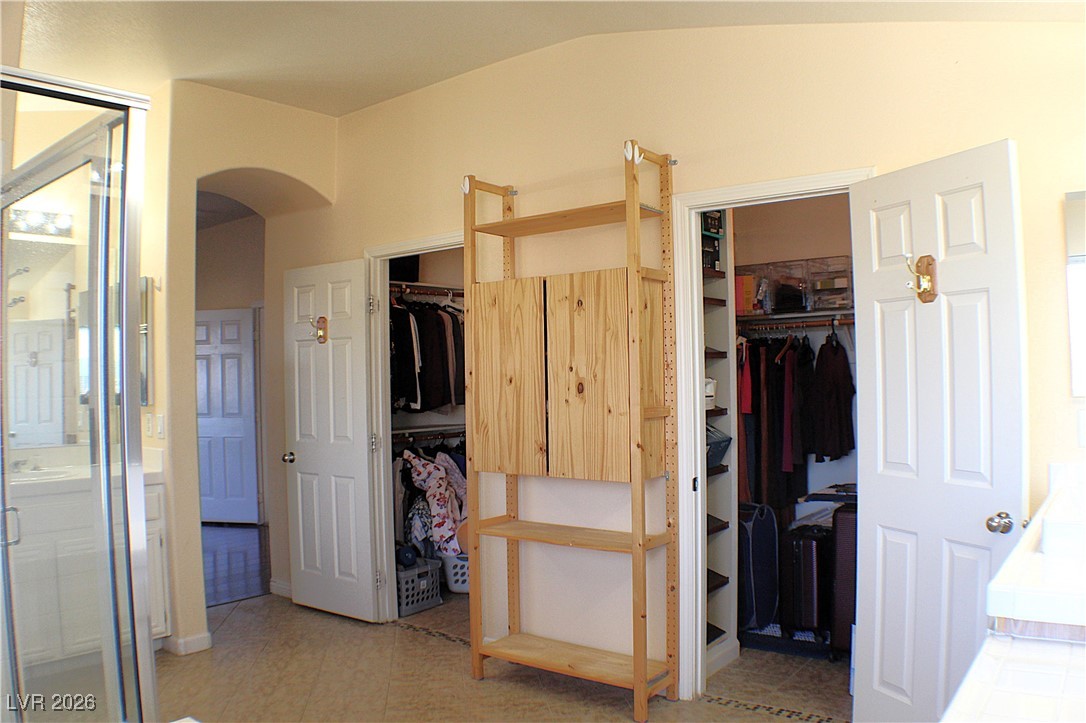 2344 Kenneth Avenue Henderson, NV 89052 - Photo 19 of 25 PRIMARY BATH WITH LARGE WALK-IN CLOSET!