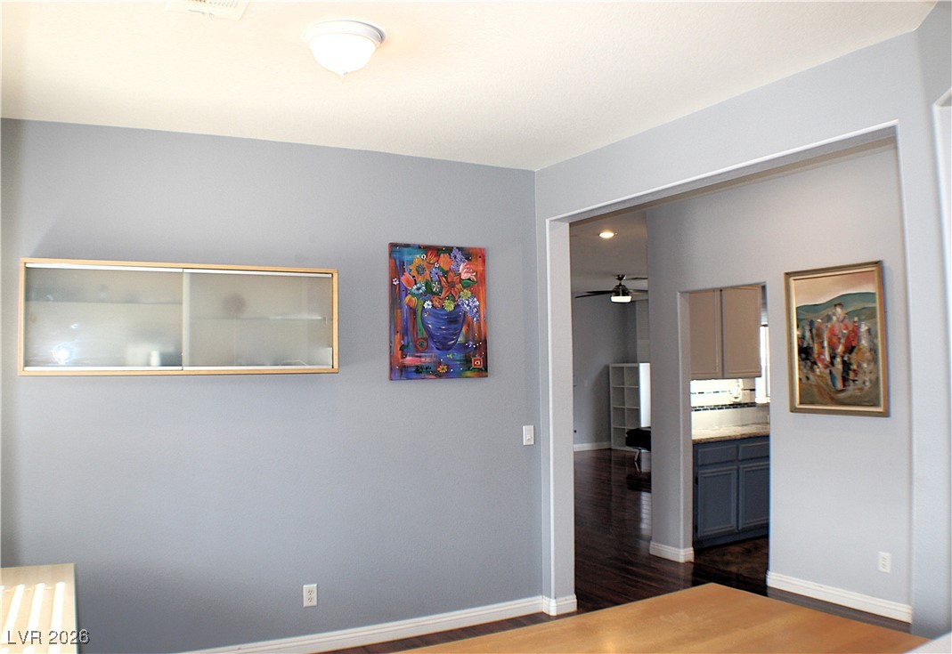 2344 Kenneth Avenue Henderson, NV 89052 - Photo 4 of 25 DINING ROOM CONVENIENTLY LOCATED NEAR KITCHEN!