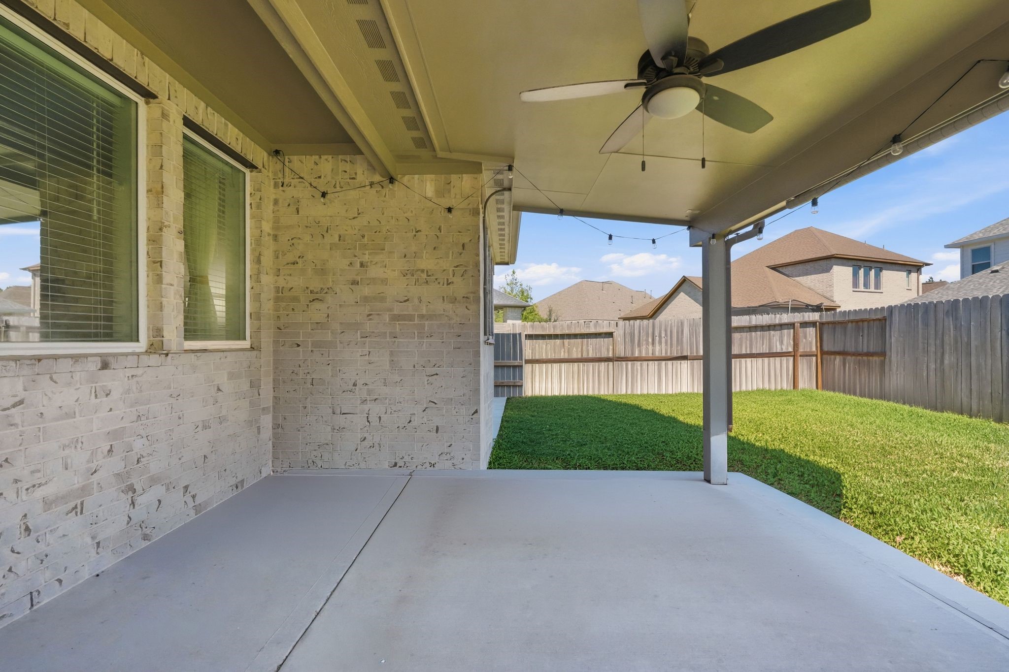 2809 Andante Green Drive Spring, TX 77386 - Photo 41 of 50 a view of a backyard