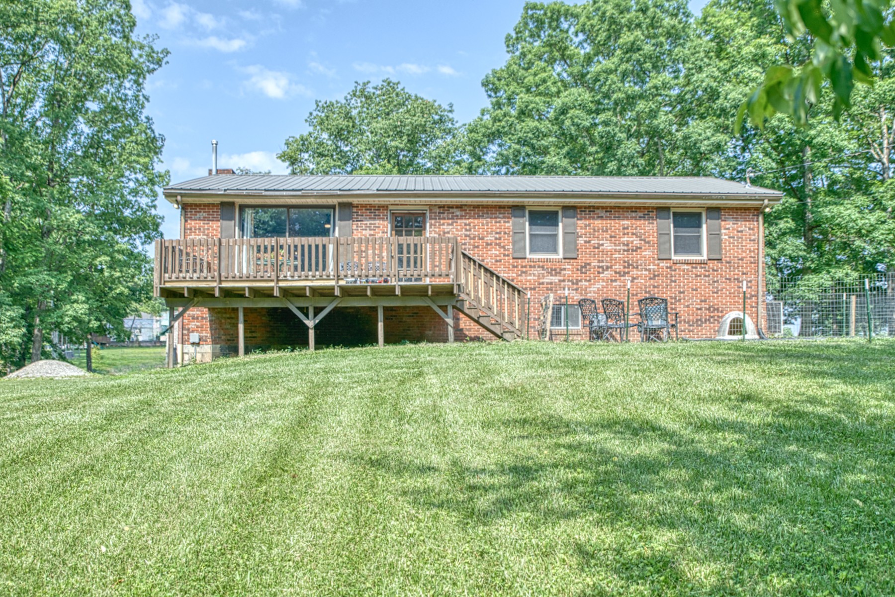 260 Fate Ivy Road Monterey, TN 38574 - Photo 22 of 32 front view of a house with a big yard