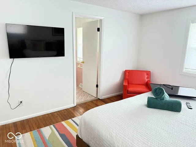 $375,000 | 13165 Allisonville Road, Fishers, IN 46038