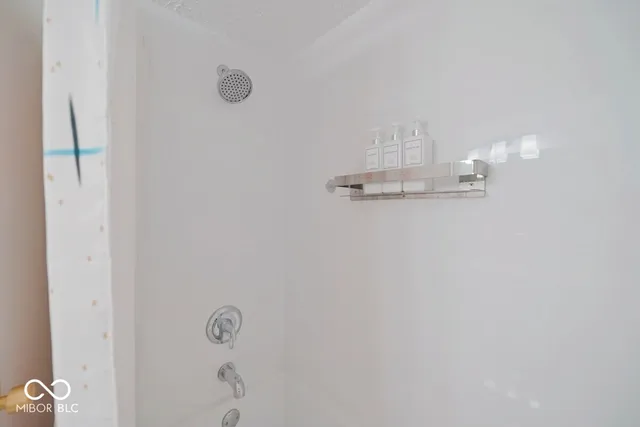 $375,000 | 13165 Allisonville Road, Fishers, IN 46038