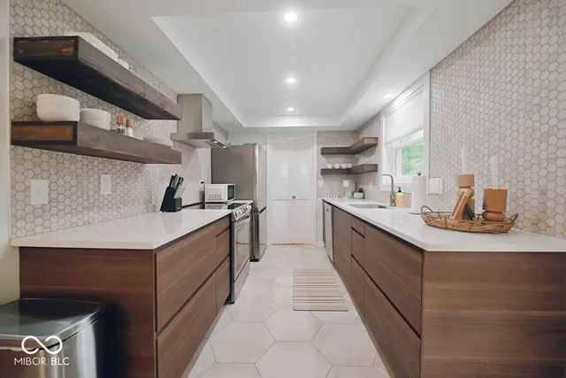 $375,000 | 13165 Allisonville Road, Fishers, IN 46038