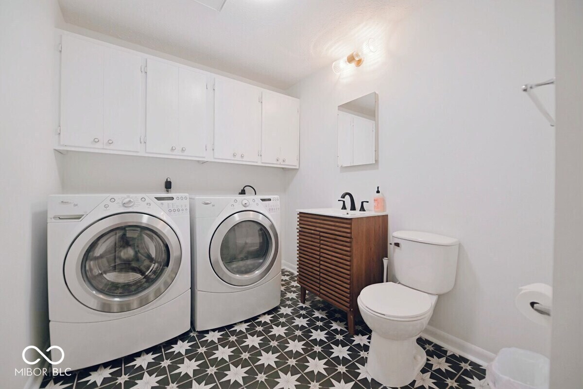 13165 Allisonville Road Fishers, IN 46038 - Photo 21 of 35