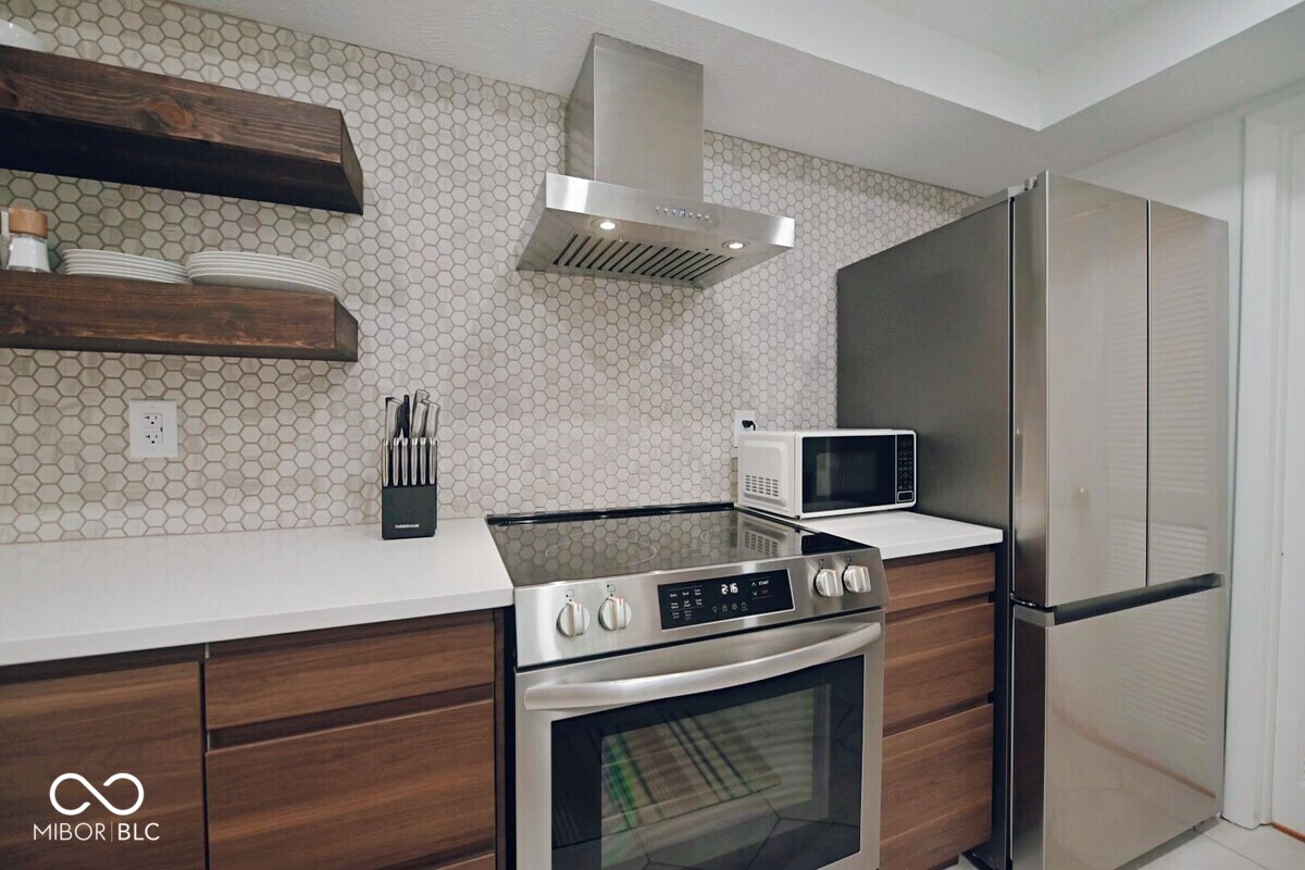 13165 Allisonville Road Fishers, IN 46038 - Photo 10 of 35