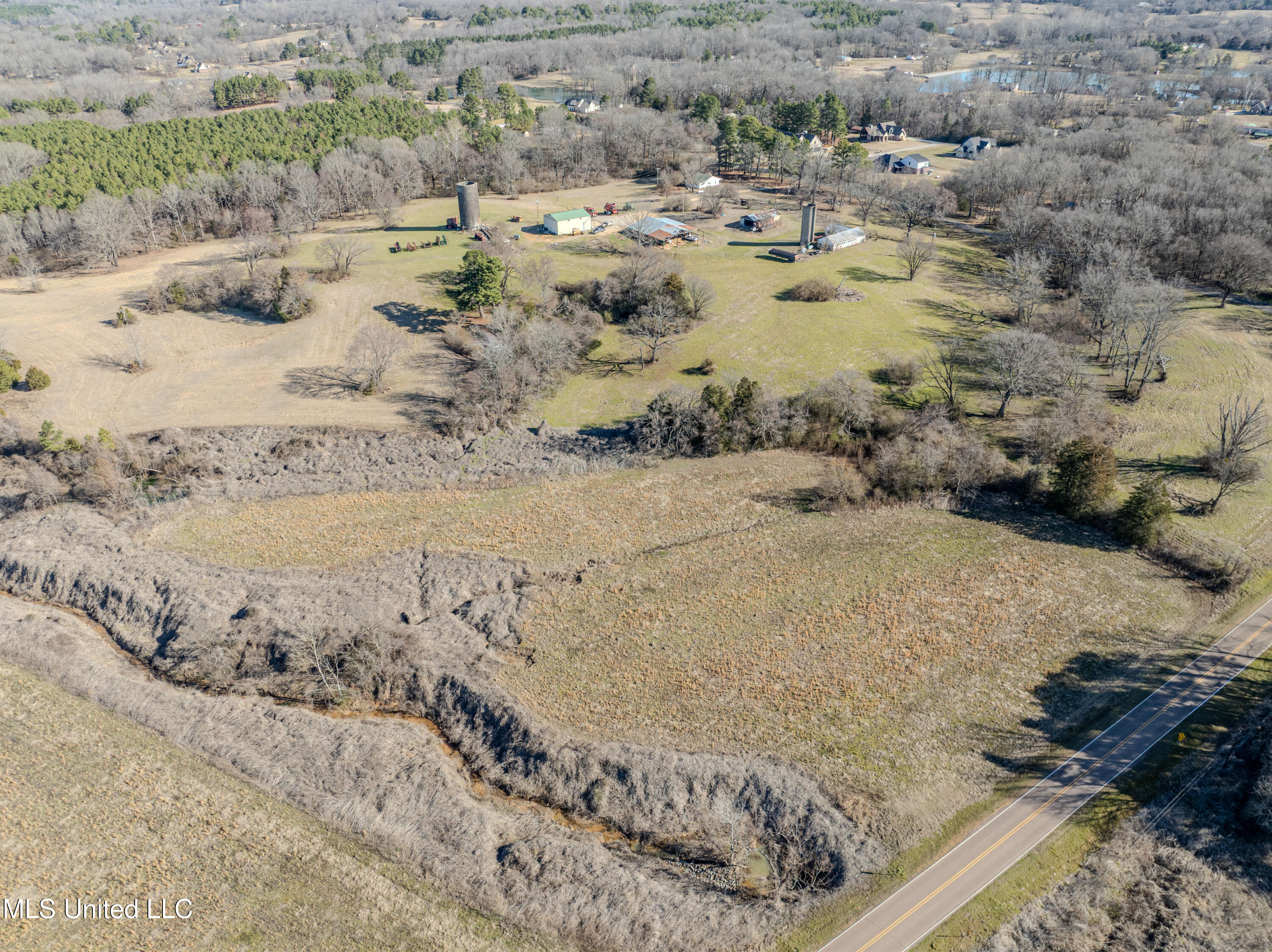 9338 Hudson Road Hernando, MS 38632 - Photo 3 of 10 hudson-7
