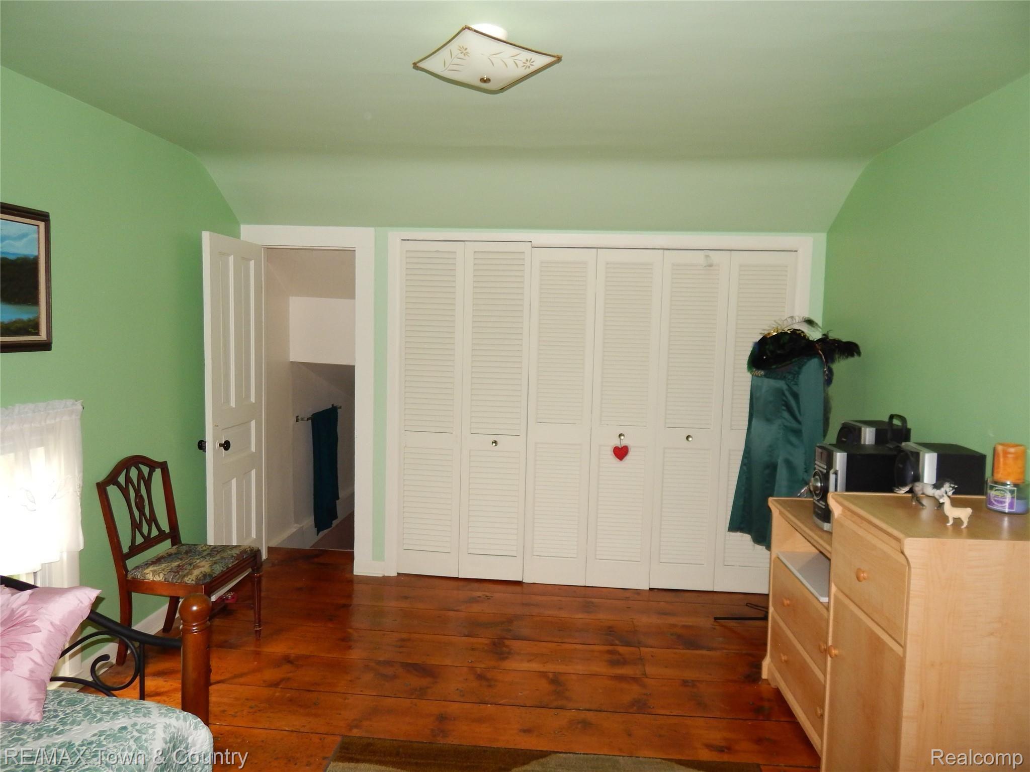 11207 West Pierson Road Flushing, MI 48433 - Photo 37 of 61 DSCN8498.JPG
