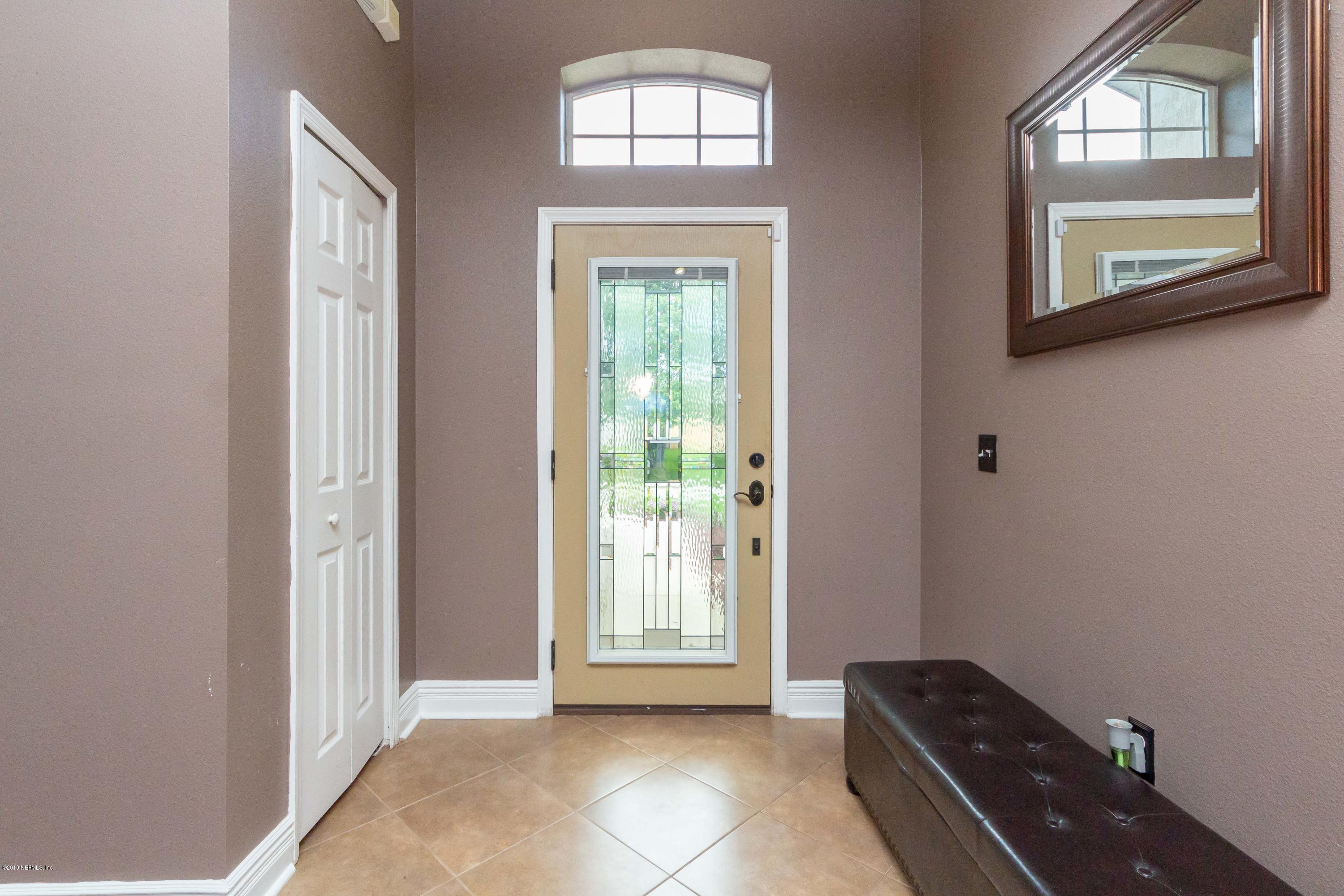 7352 Fox Grove Road Jacksonville, FL 32244 - Photo 4 of 32 Foyer