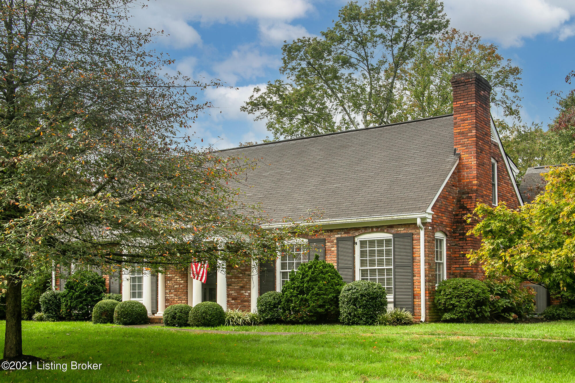 210 Sequoya Rd-3