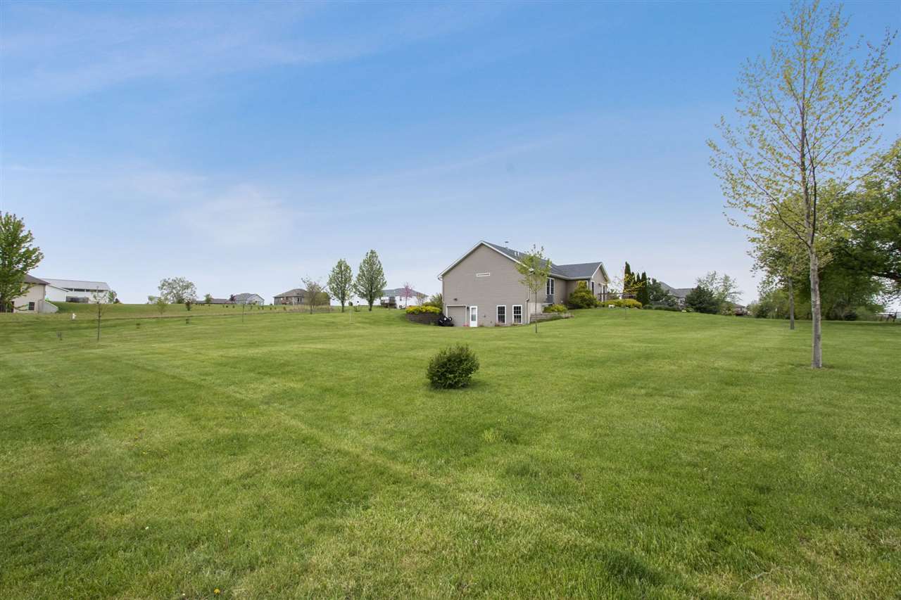 3138 Whispering Ridge Lane Riverside, IA 52327 - Photo 25 of 28 Gallery Image 25