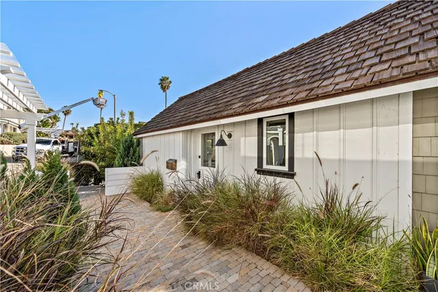 $13,500 | 154 Pearl Street, Laguna Beach, CA 92651