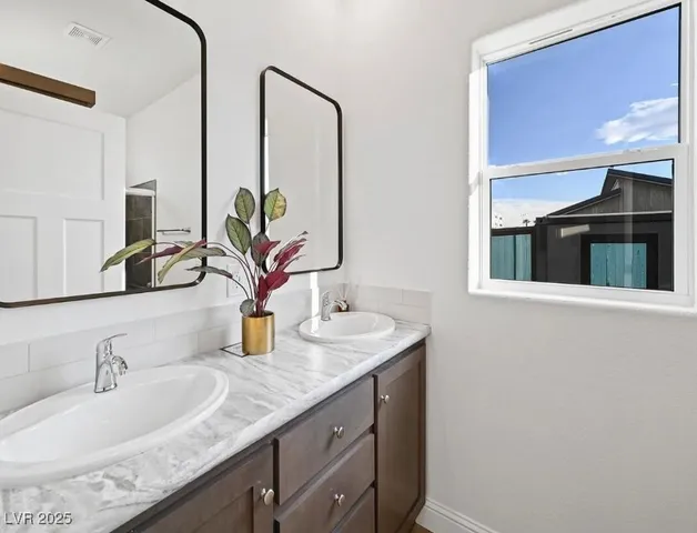 $390,000 | 5640 Humbolt Place, Pahrump, NV 89060