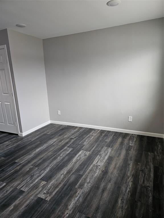 305 Deepwood Street Dallas, TX 75217 - Photo 9 of 14