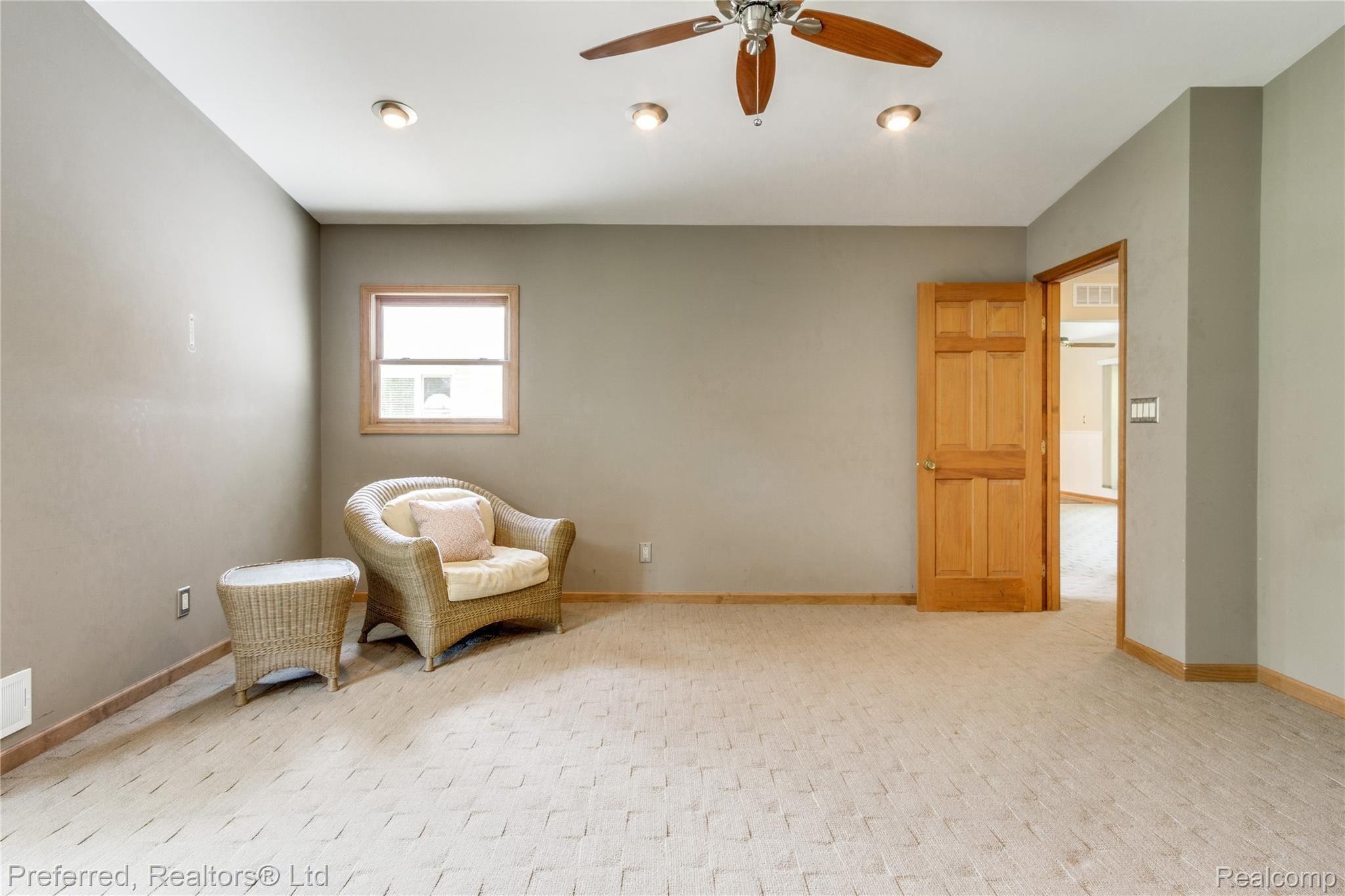 40519 Lotzford Road Canton, MI 48187 - Photo 26 of 44 26.jpg