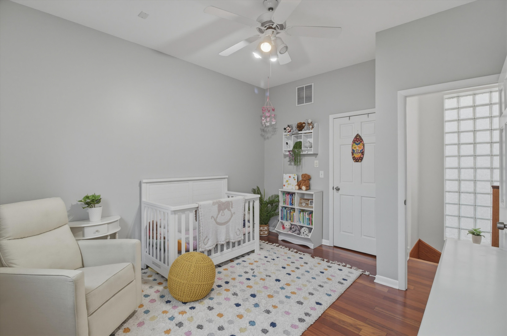901 North Honore Street, Unit 2 Chicago, IL 60622 - Photo 15 of 26