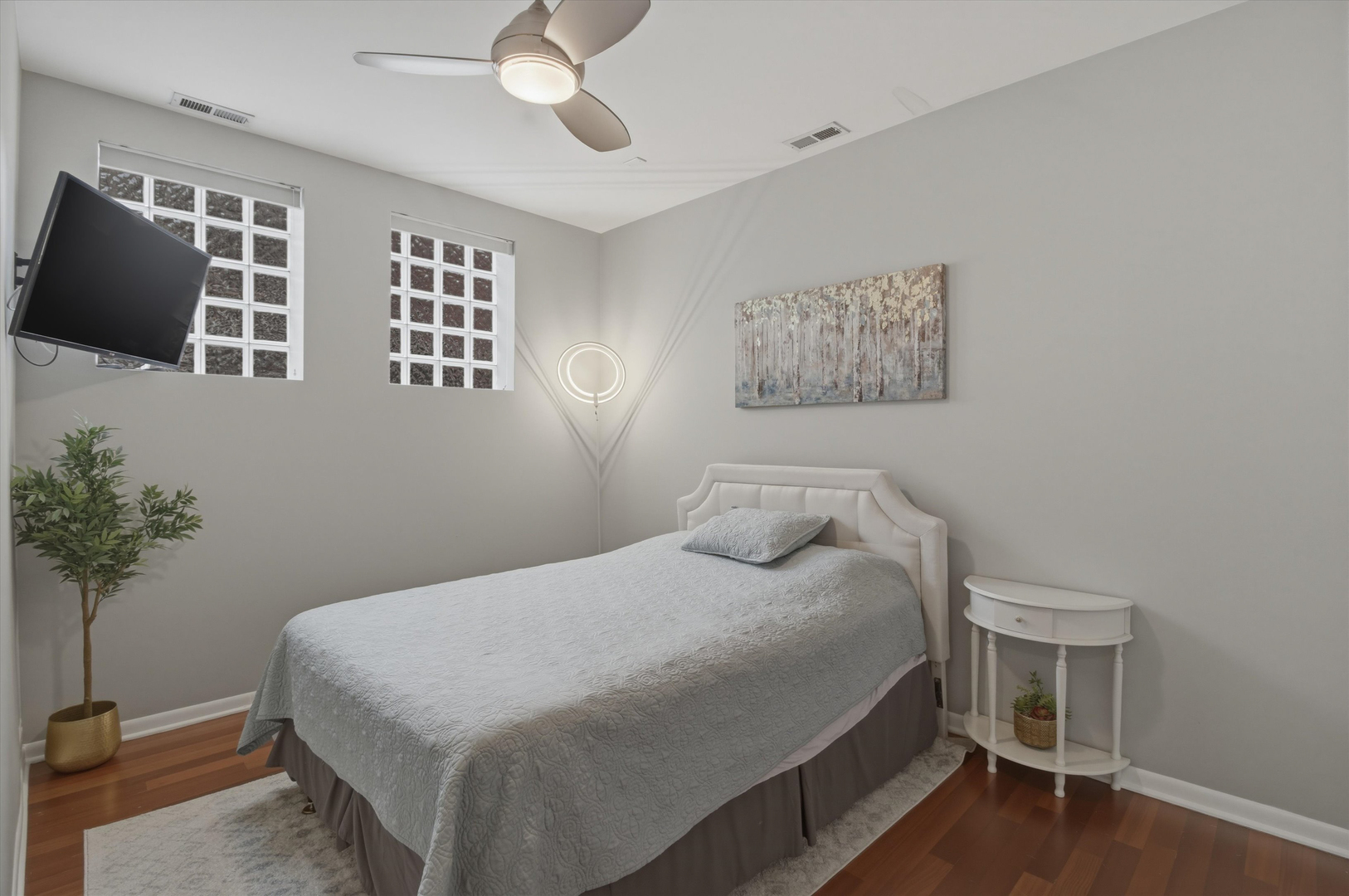 901 North Honore Street, Unit 2 Chicago, IL 60622 - Photo 20 of 26