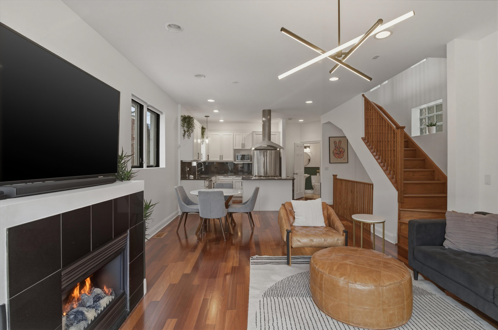 901 North Honore Street, Unit 2 Chicago, IL 60622 - Photo 2 of 26