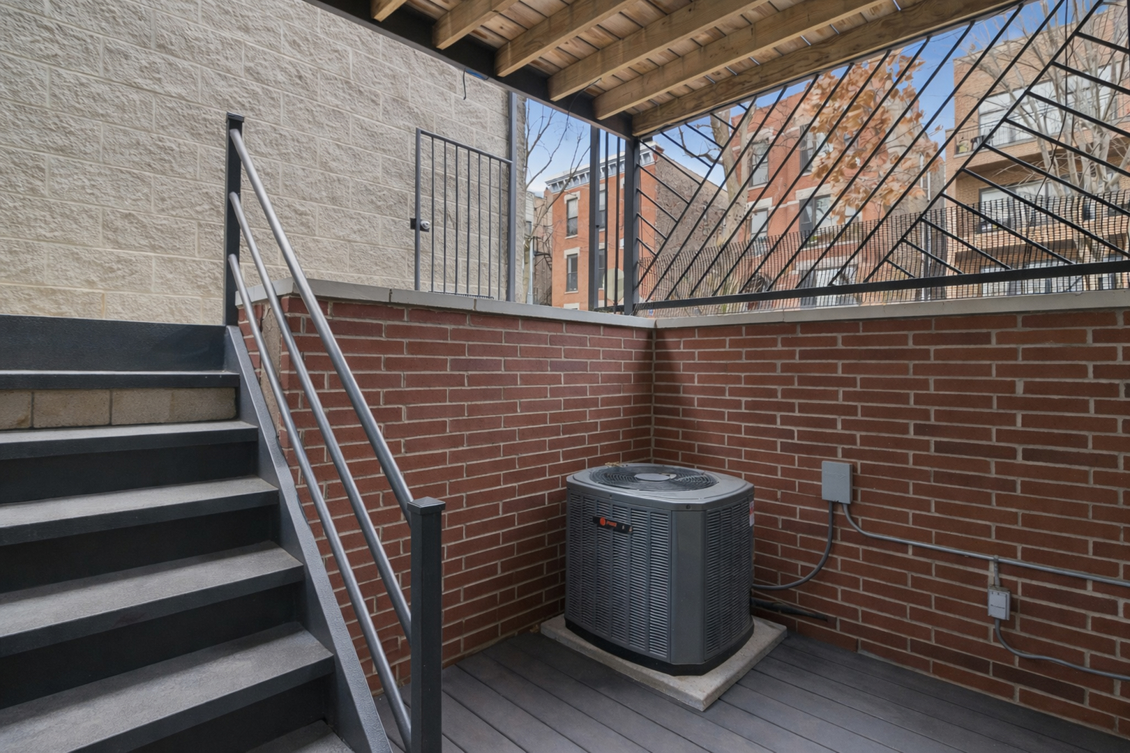 901 North Honore Street, Unit 2 Chicago, IL 60622 - Photo 25 of 26