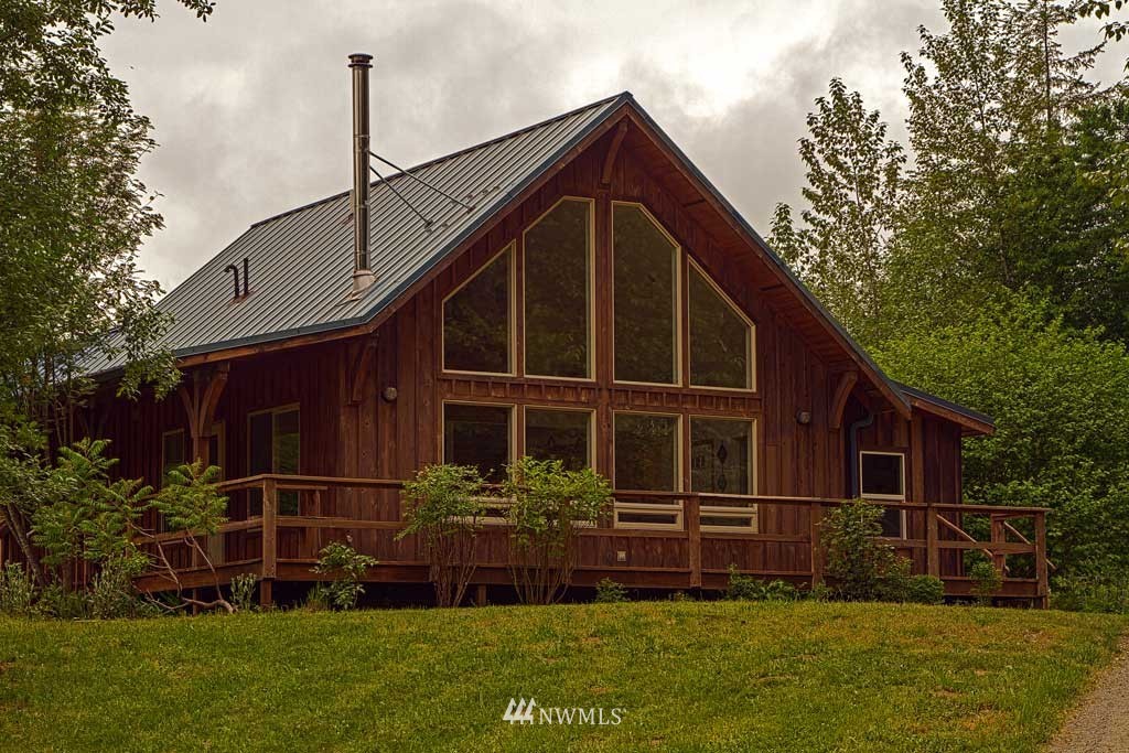 48372 Yeager Road Concrete, WA 98237 - Photo 1 of 25 Gallery Image 1