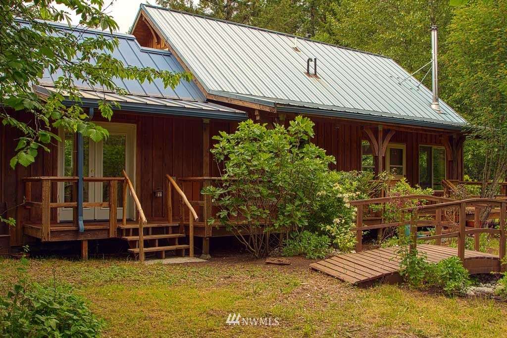 48372 Yeager Road Concrete, WA 98237 - Photo 11 of 25 Gallery Image 11
