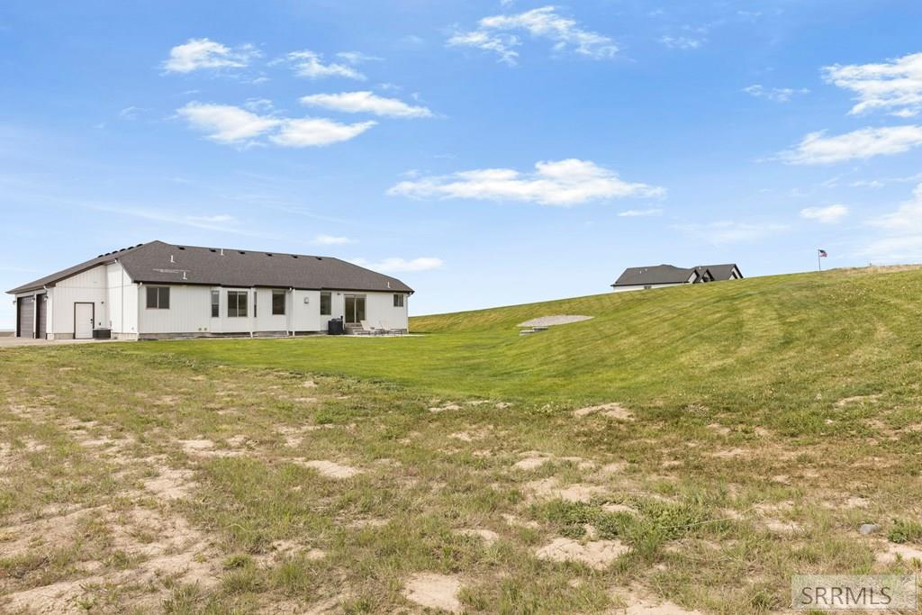 7232 East Middle Fork Road Idaho Falls, ID 83406 - Photo 63 of 72 Back Exterior