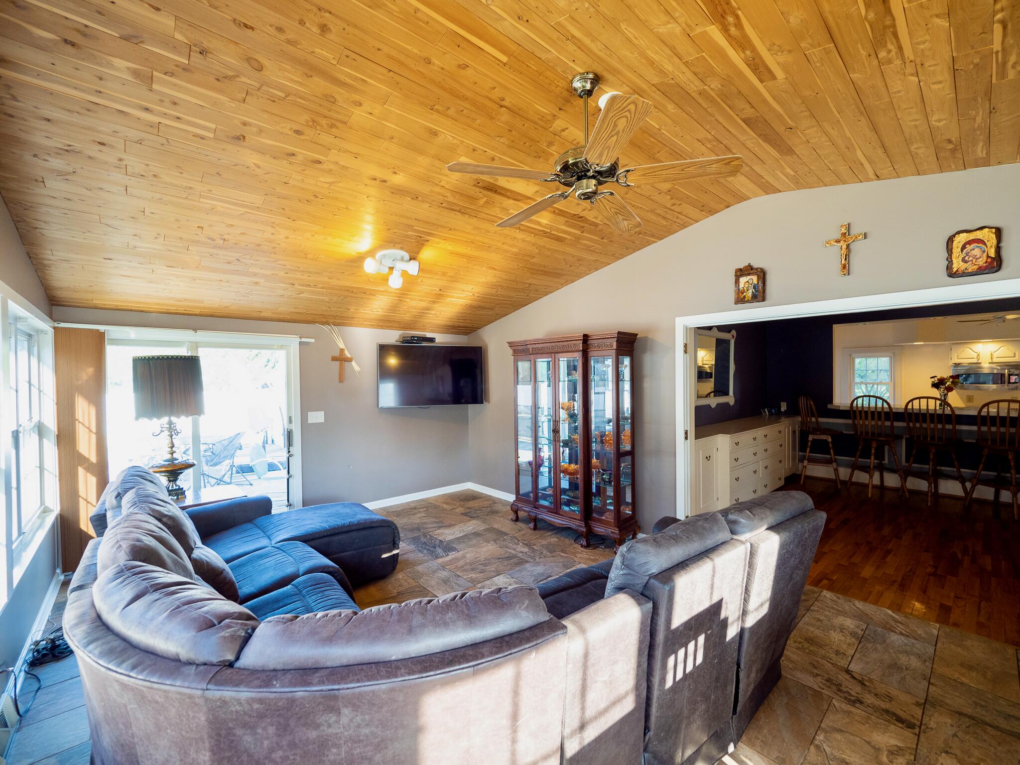 3160 Reynolds Road Jackson, MI 49201 - Photo 6 of 52 P9160374
