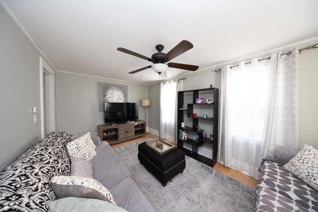 5 Delaval Road Worcester, MA 01606 - Photo 4 of 35 Gallery Image 4