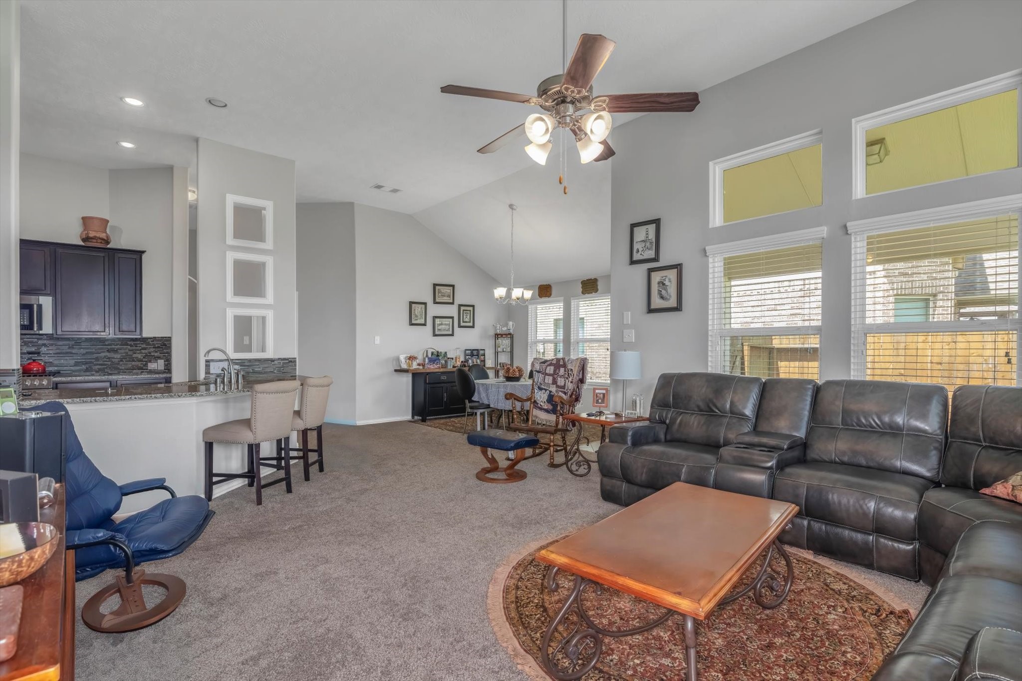 9635 Clear Diamond Drive Rosharon, TX 77583 - Photo 5 of 42