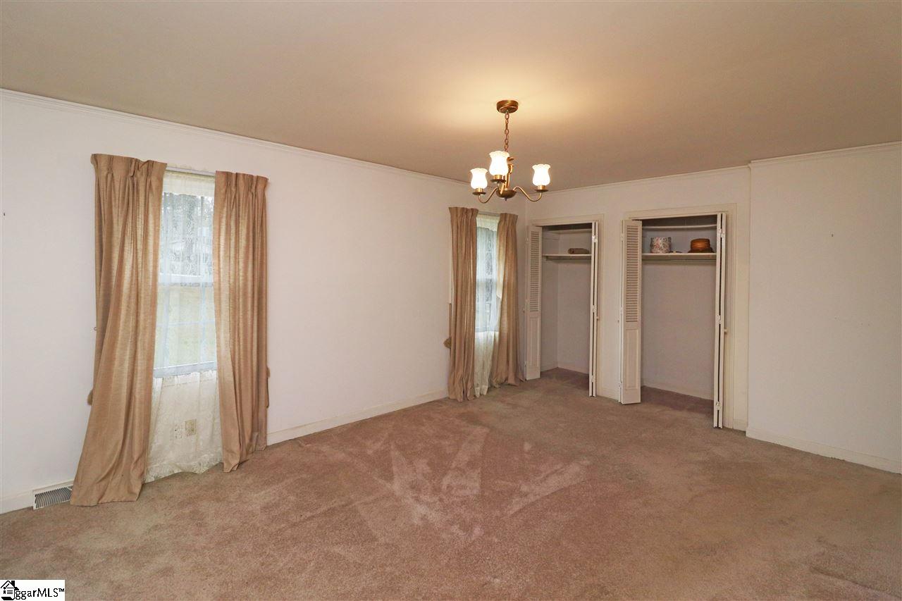 120 Yown Road Greenville, SC 29611 - Photo 12 of 29