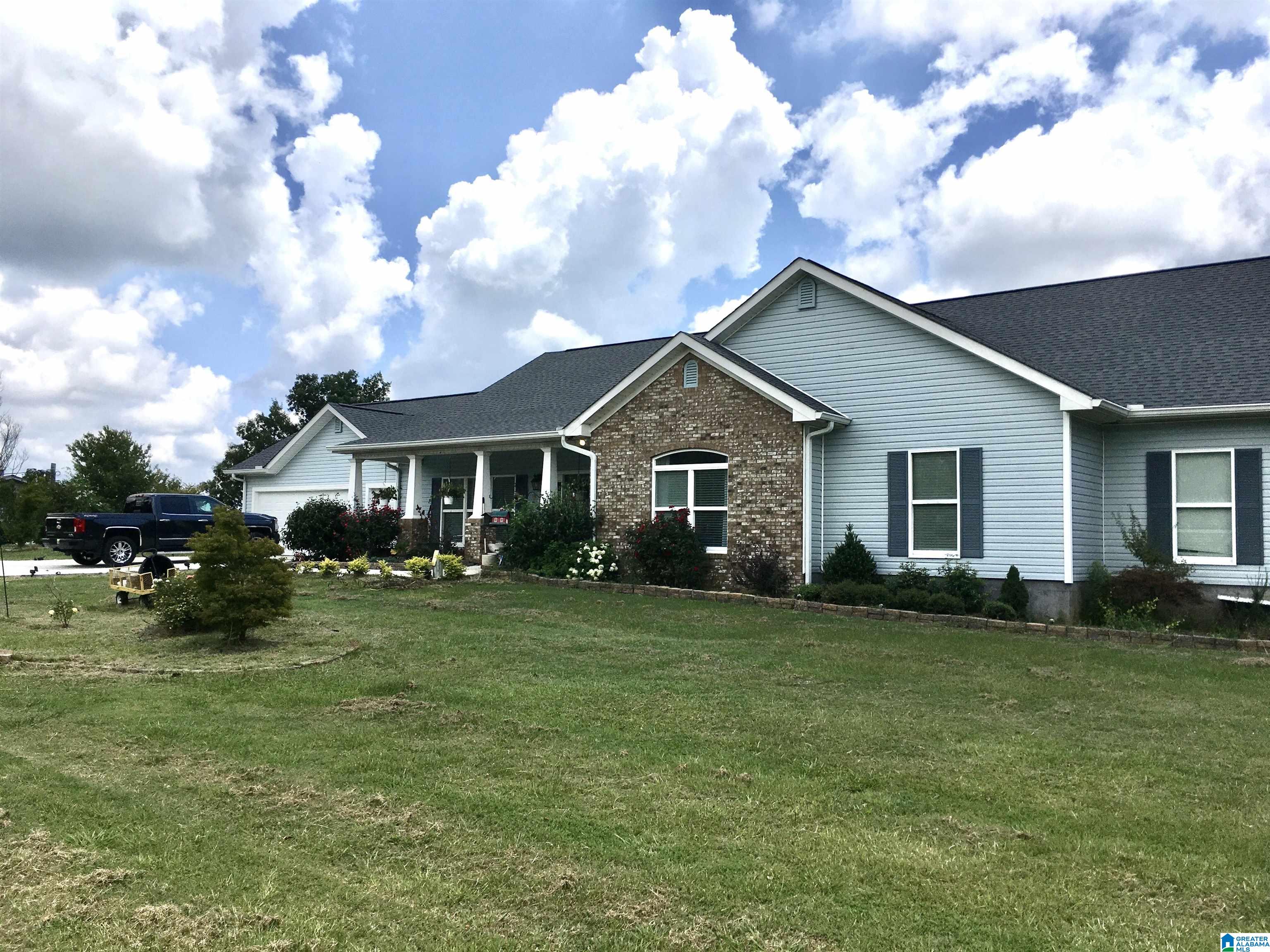1305 Jones Chapel Loop Springville, AL 35146 - Photo 1 of 48