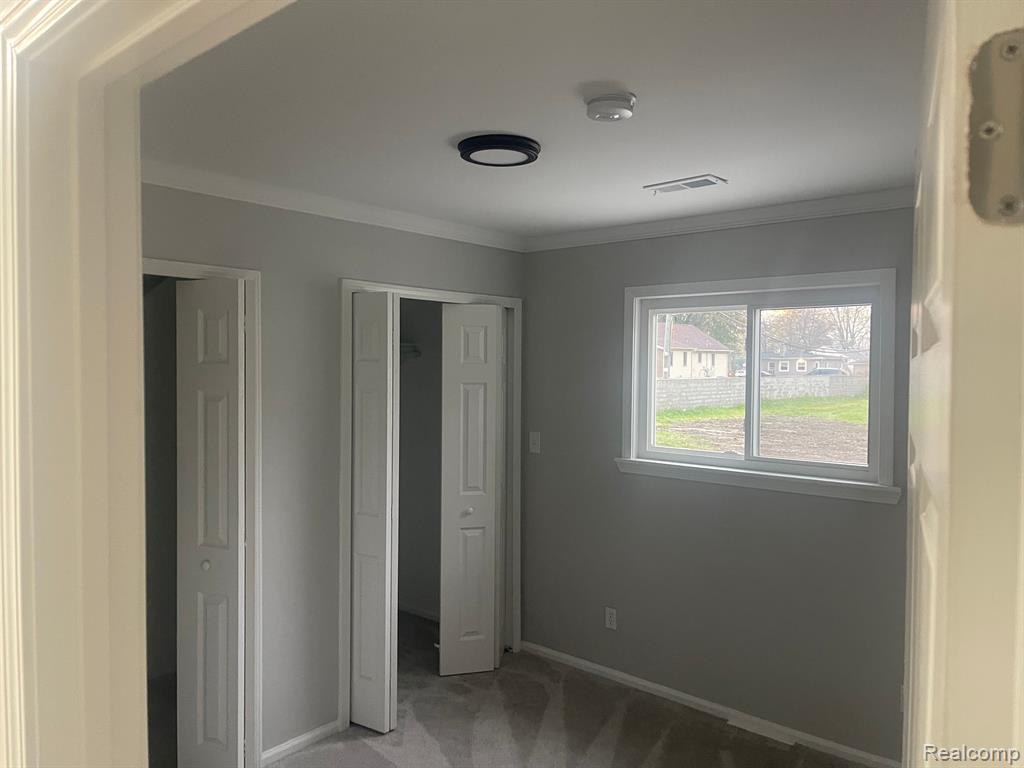 12748 Pardee Road Taylor, MI 48180 - Photo 9 of 22