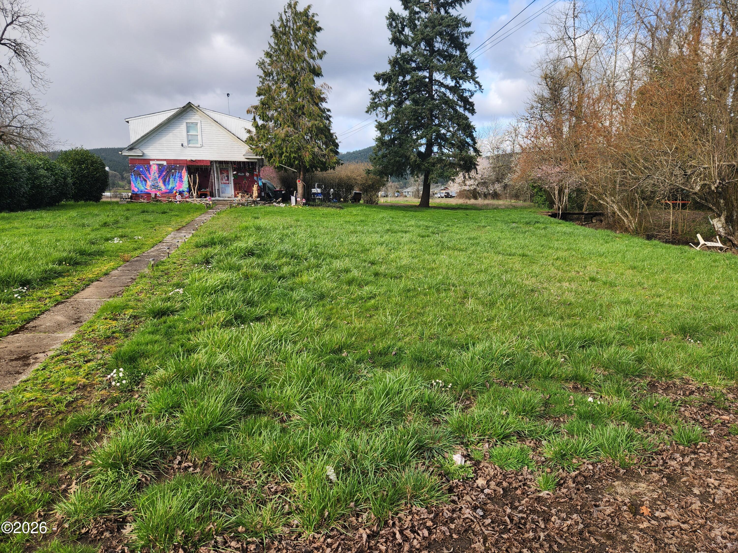 819 West Main Street Sheridan, OR 97378 - Photo 2 of 14 Mostly Level parcels