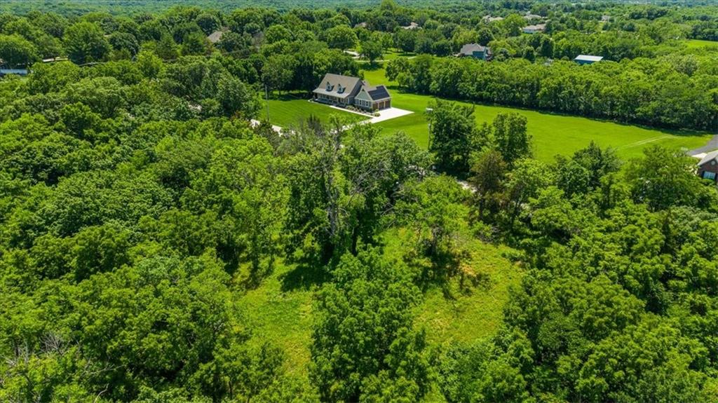 22112 East Eureka Road Independence, MO 64057 - Photo 13 of 18