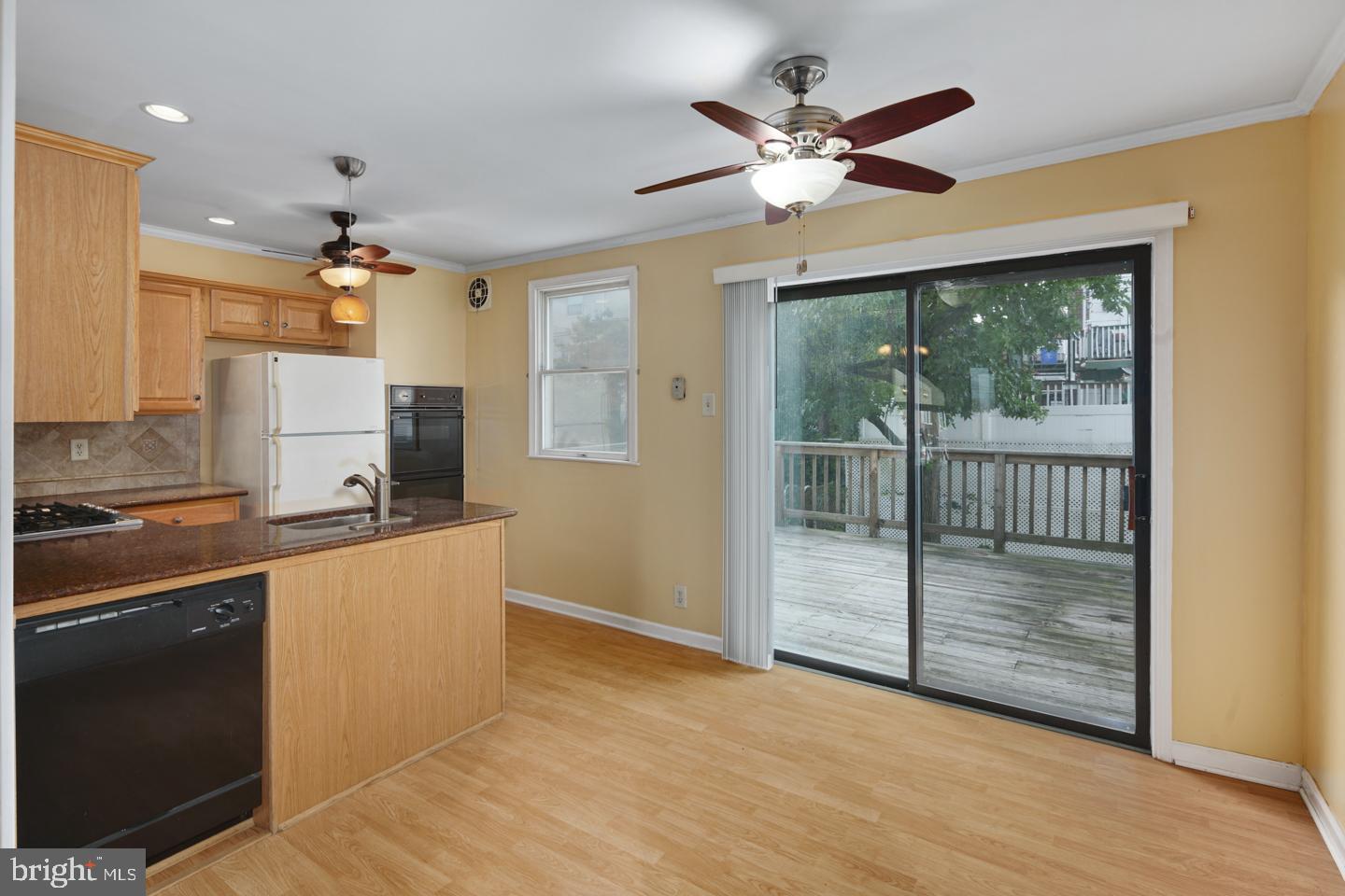10851 Harrow Road Philadelphia, PA 19154 - Photo 1 of 26 Kitchen