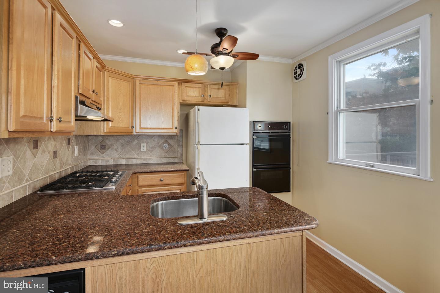 10851 Harrow Road Philadelphia, PA 19154 - Photo 2 of 26 Kitchen