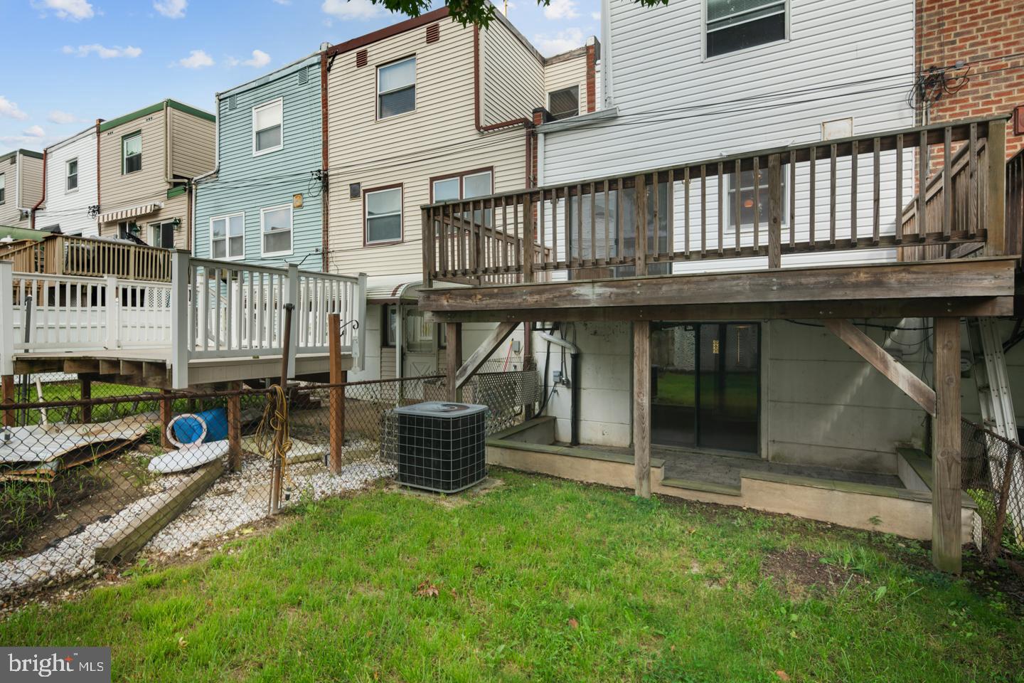 10851 Harrow Road Philadelphia, PA 19154 - Photo 23 of 26 Backyard