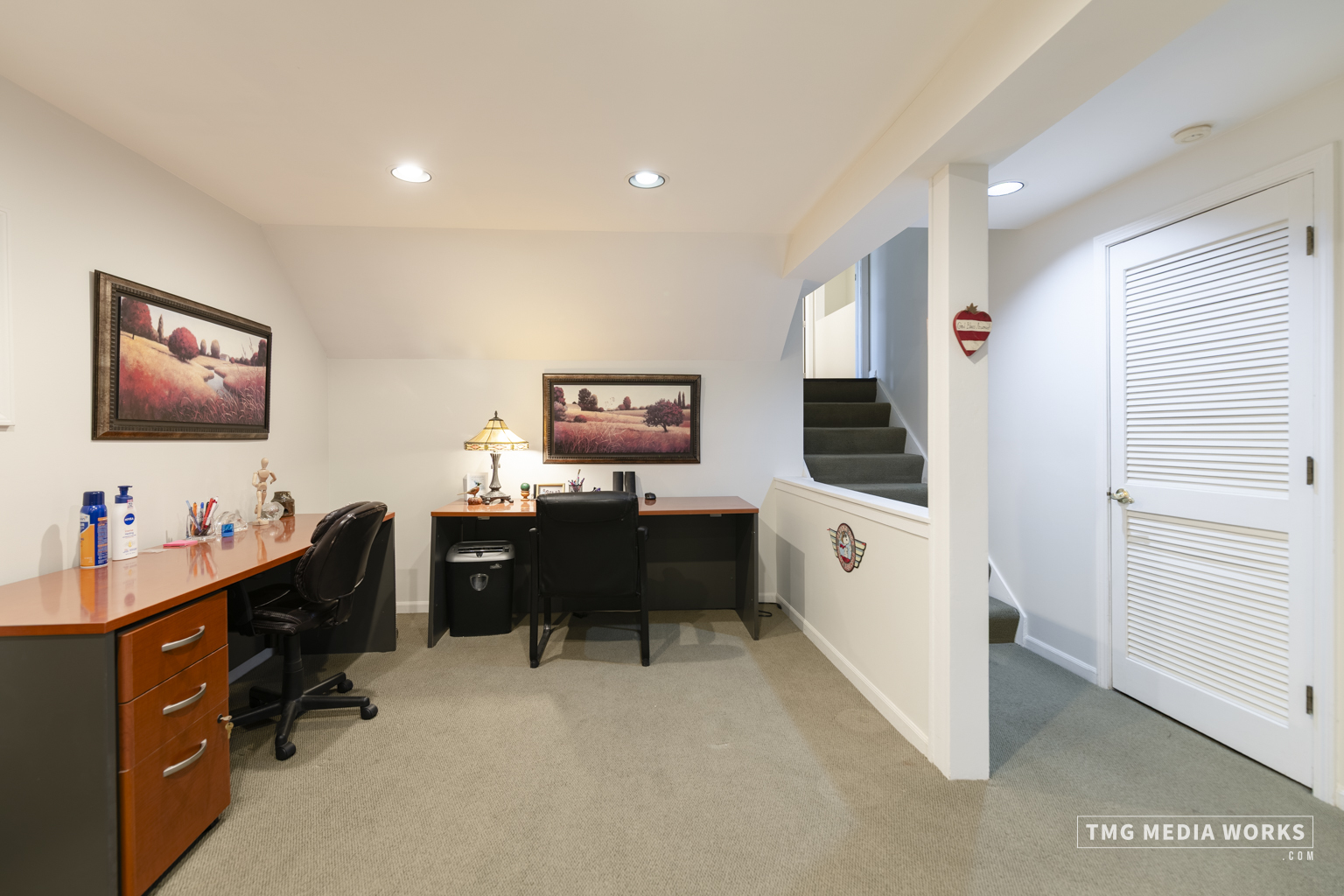 300 Churchill Lane Aurora, IL 60504 - Photo 26 of 30 a view of a workspace with furniture and window